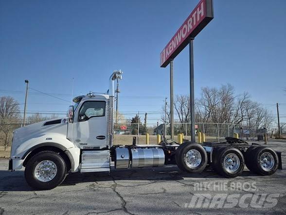 Kenworth T880 Τράκτορες