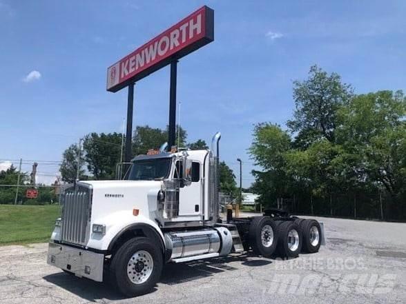 Kenworth W900 Τράκτορες