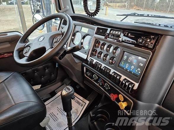 Kenworth W900 Φορτηγά Ανατροπή