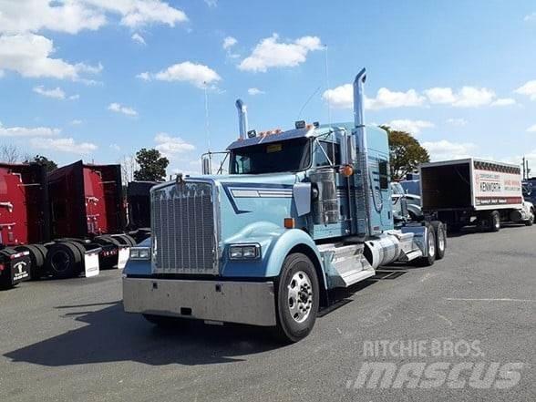 Kenworth W900 Τράκτορες