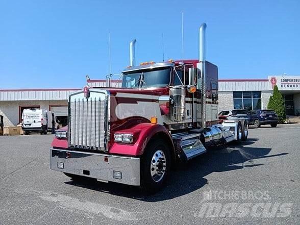 Kenworth W900L Τράκτορες