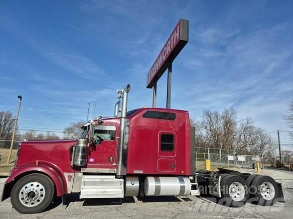 Kenworth W900L Τράκτορες