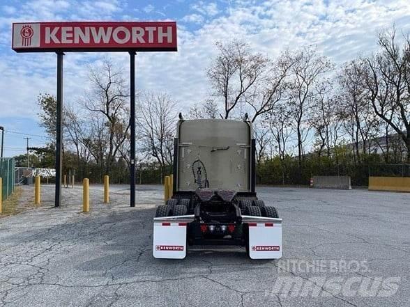 Kenworth W900L Τράκτορες