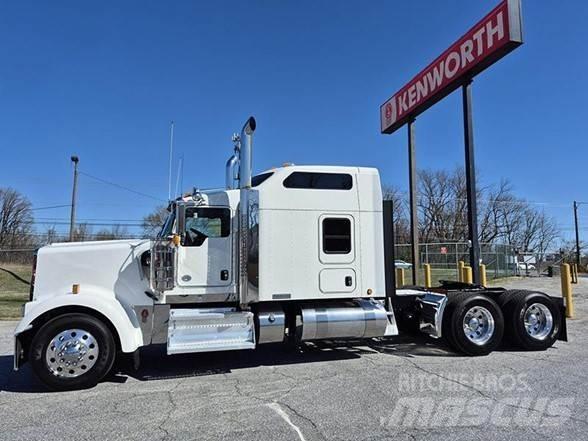Kenworth W900L Τράκτορες
