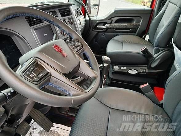 Kenworth W990 Τράκτορες