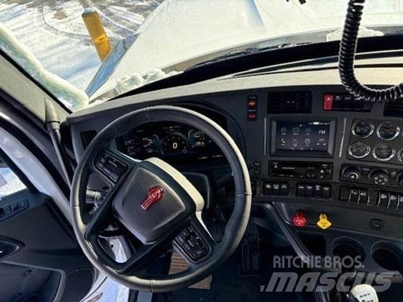 Kenworth W990 Φορτηγά Ανατροπή