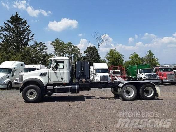 Mack GRANITE GU713 Τράκτορες