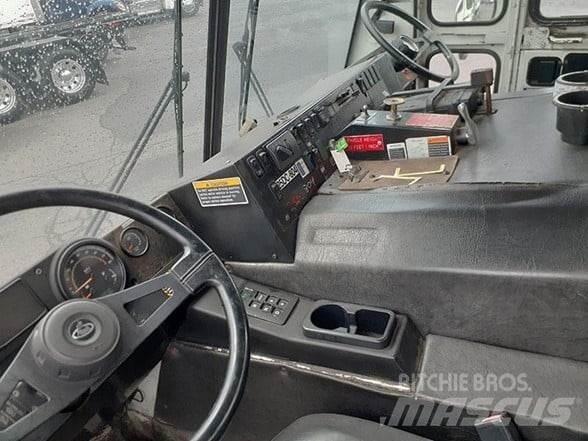 Mack LEU613 Απορριμματοφόρα