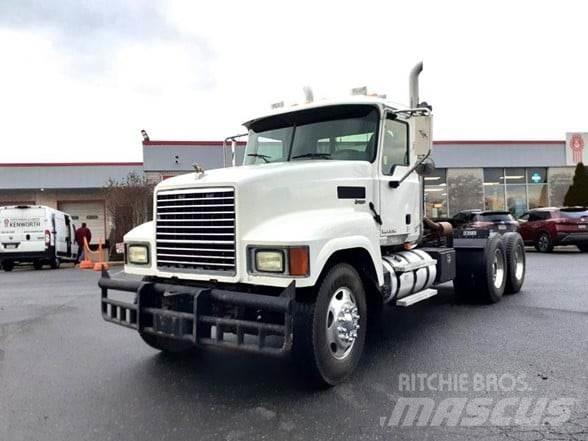 Mack PINNACLE CHU613 Τράκτορες