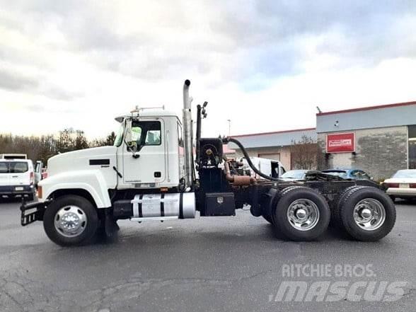 Mack PINNACLE CHU613 Τράκτορες