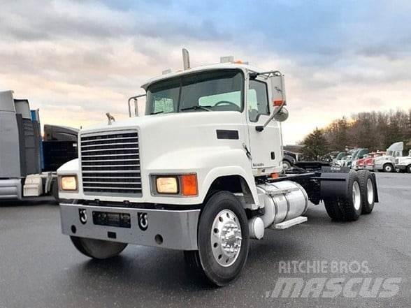 Mack PINNACLE CHU613 Τράκτορες