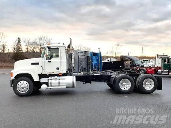 Mack PINNACLE CHU613 Τράκτορες