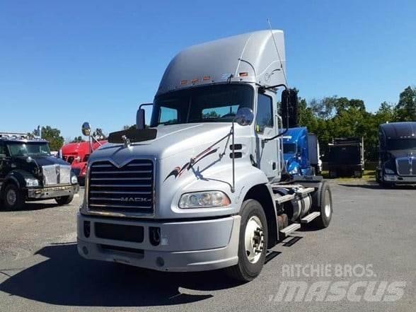 Mack PINNACLE CXU612 Τράκτορες