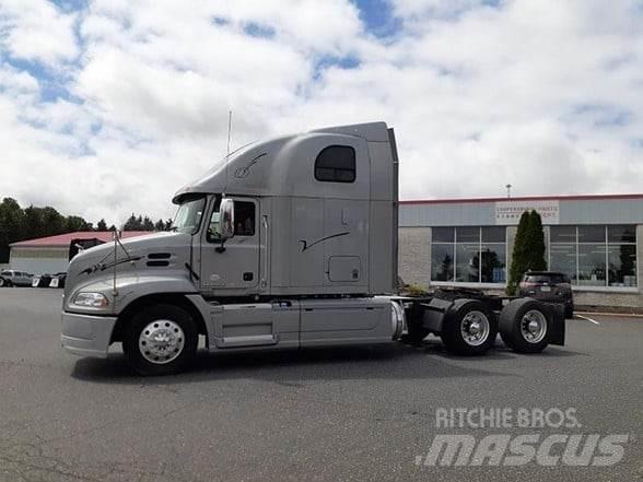 Mack PINNACLE CXU613 Τράκτορες