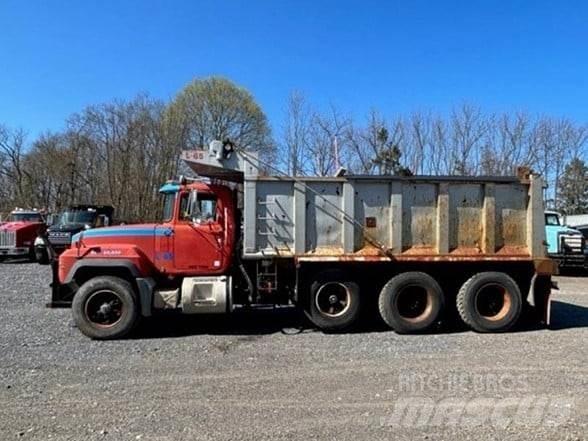 Mack RD688S Φορτηγά Ανατροπή