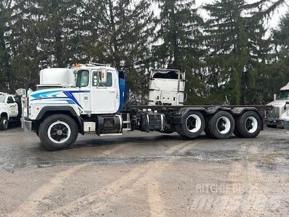 Mack RD690 Απορριμματοφόρα