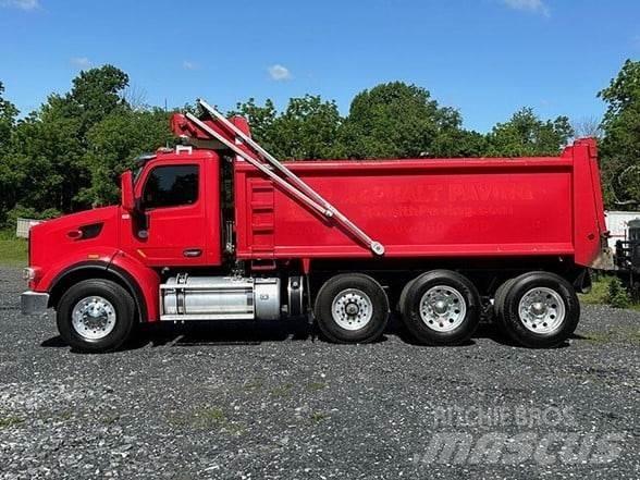 Peterbilt 567 Φορτηγά Ανατροπή