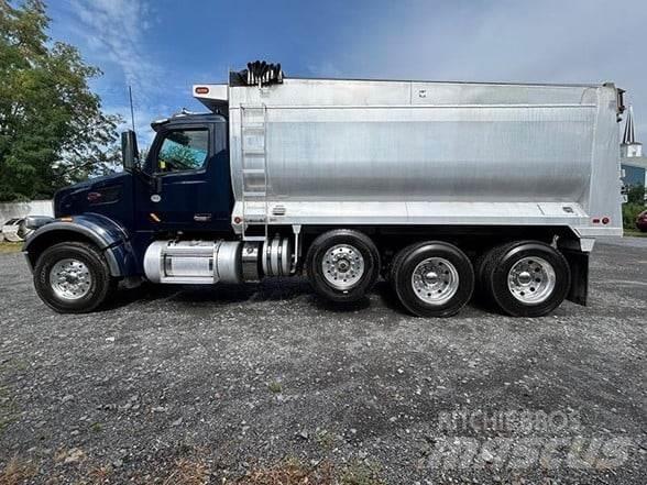 Peterbilt 567 Φορτηγά Ανατροπή