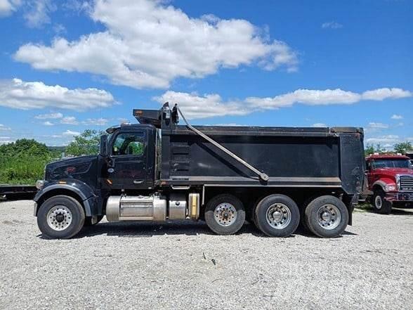 Peterbilt 567 Φορτηγά Ανατροπή