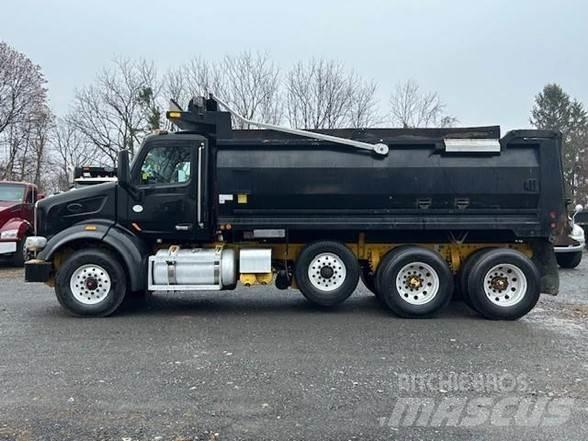 Peterbilt 567 Φορτηγά Ανατροπή