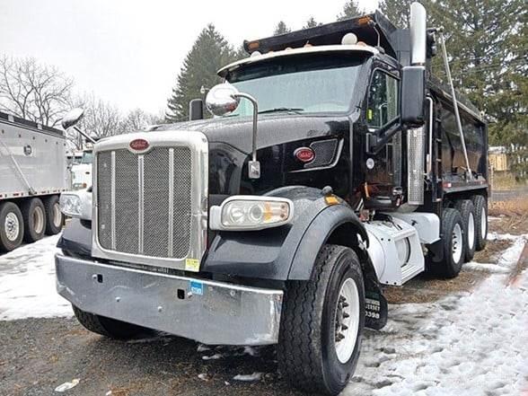 Peterbilt 567 Φορτηγά Ανατροπή