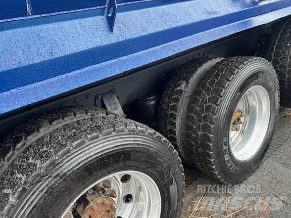 Peterbilt 567 Φορτηγά Ανατροπή