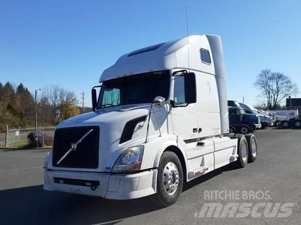 Volvo VNL64T670 Τράκτορες