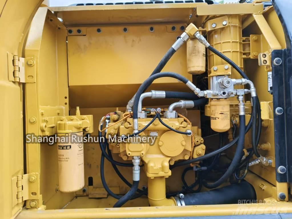 CAT 320D2 Εκσκαφείς με ερπύστριες