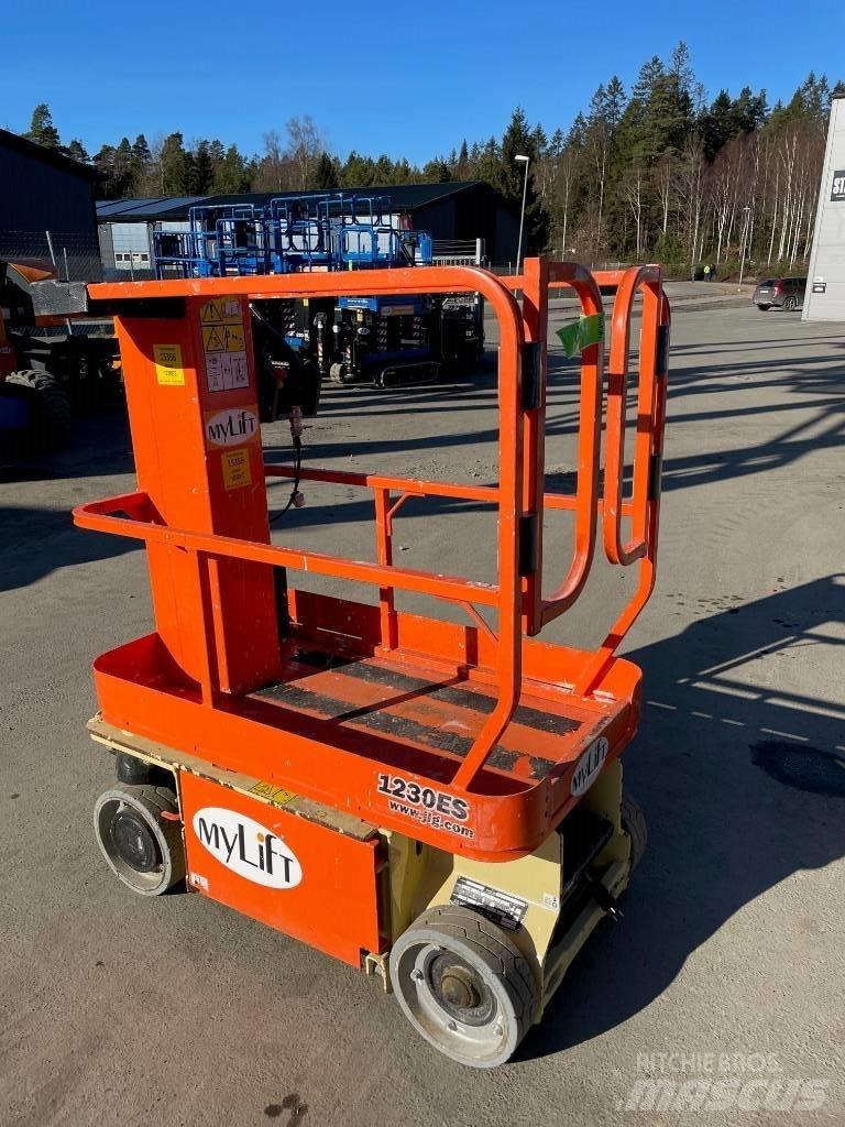 JLG 1230 Ανυψωτήρες ψαλιδωτής άρθρωσης
