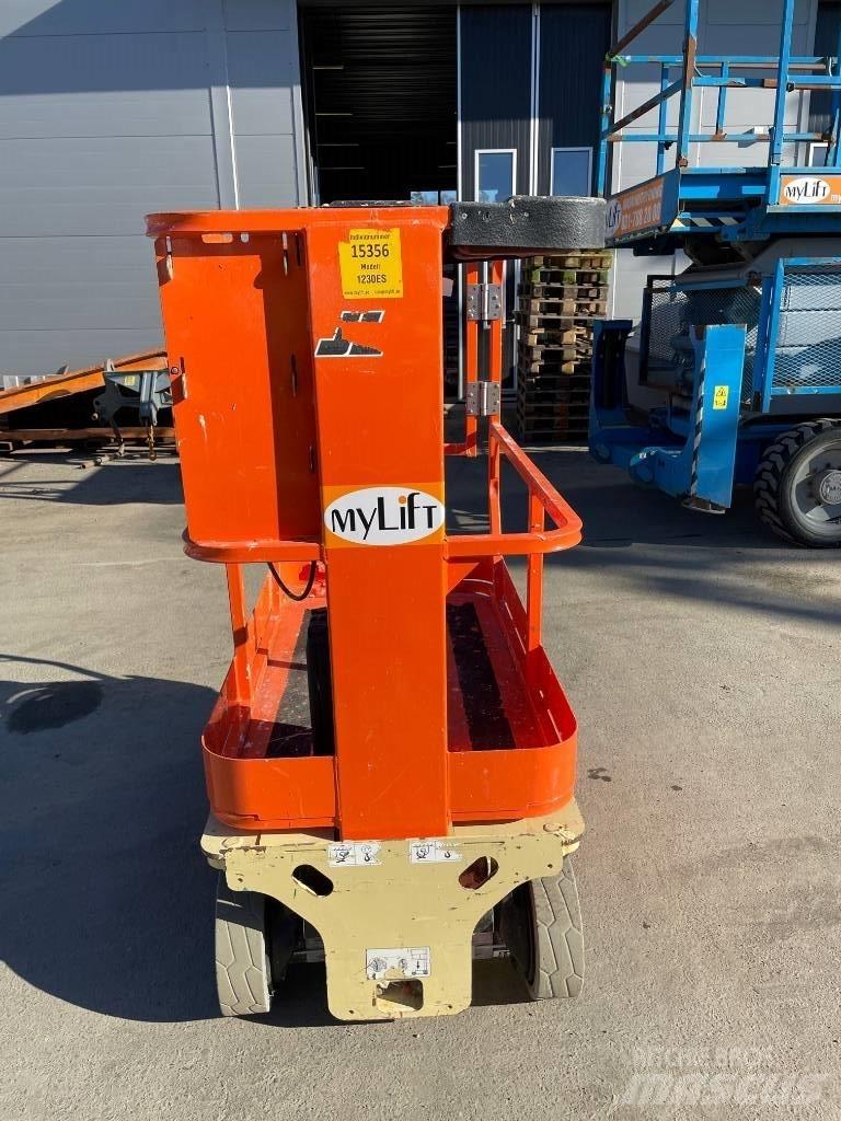 JLG 1230 Ανυψωτήρες ψαλιδωτής άρθρωσης