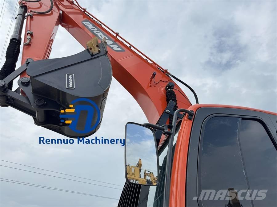Doosan DX 225 LC-9C Εκσκαφείς με ερπύστριες