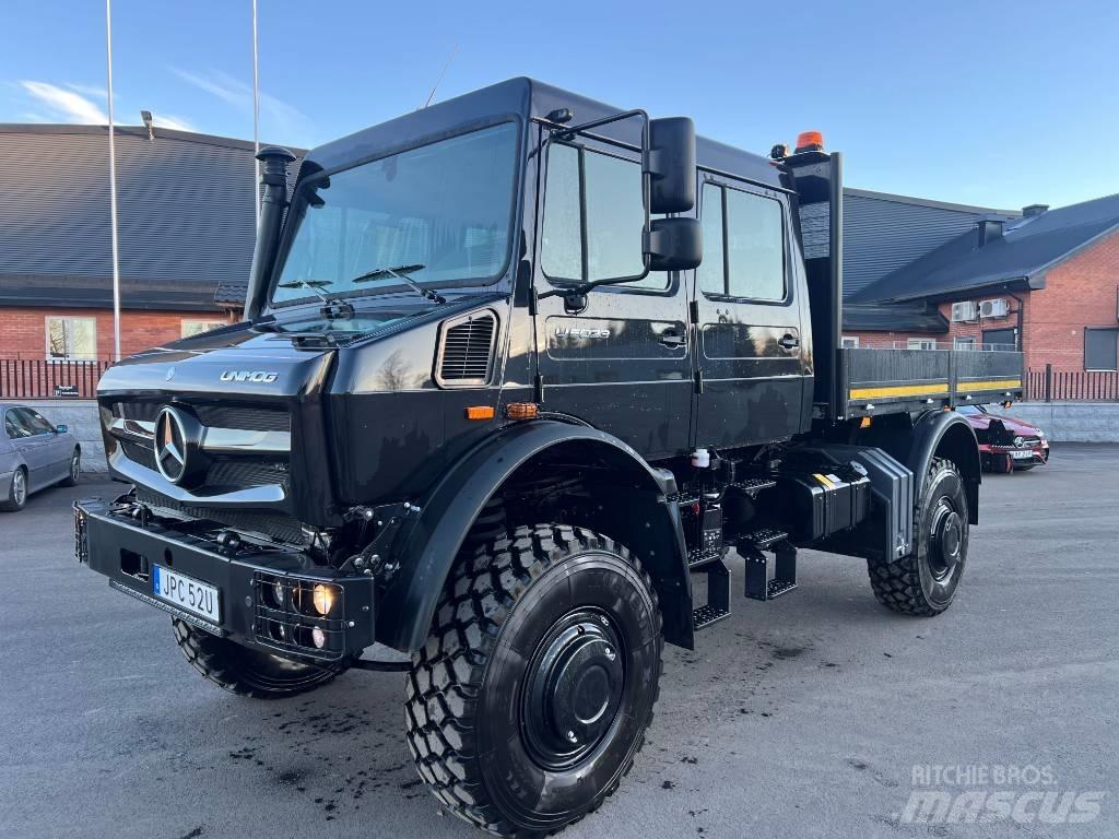 Mercedes-Benz Unimog Φορτηγά Kαρότσα με ανοιγόμενα πλαϊνά