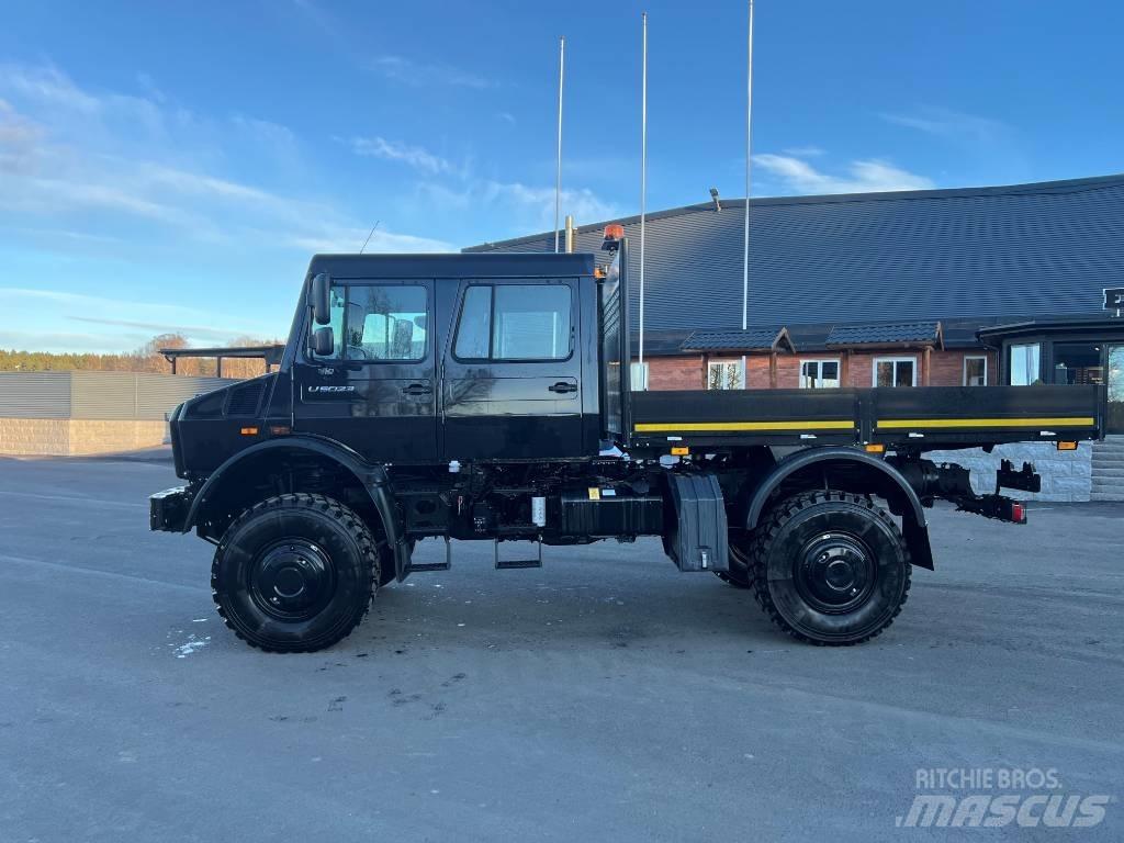 Mercedes-Benz Unimog Φορτηγά Kαρότσα με ανοιγόμενα πλαϊνά
