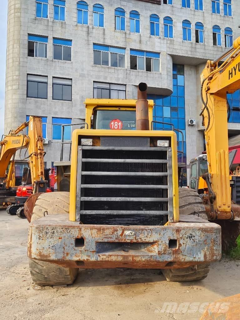 Komatsu WA 500 Φορτωτές με λάστιχα (Τροχοφόροι)