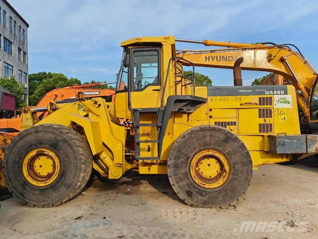 Komatsu WA 500 Φορτωτές με λάστιχα (Τροχοφόροι)