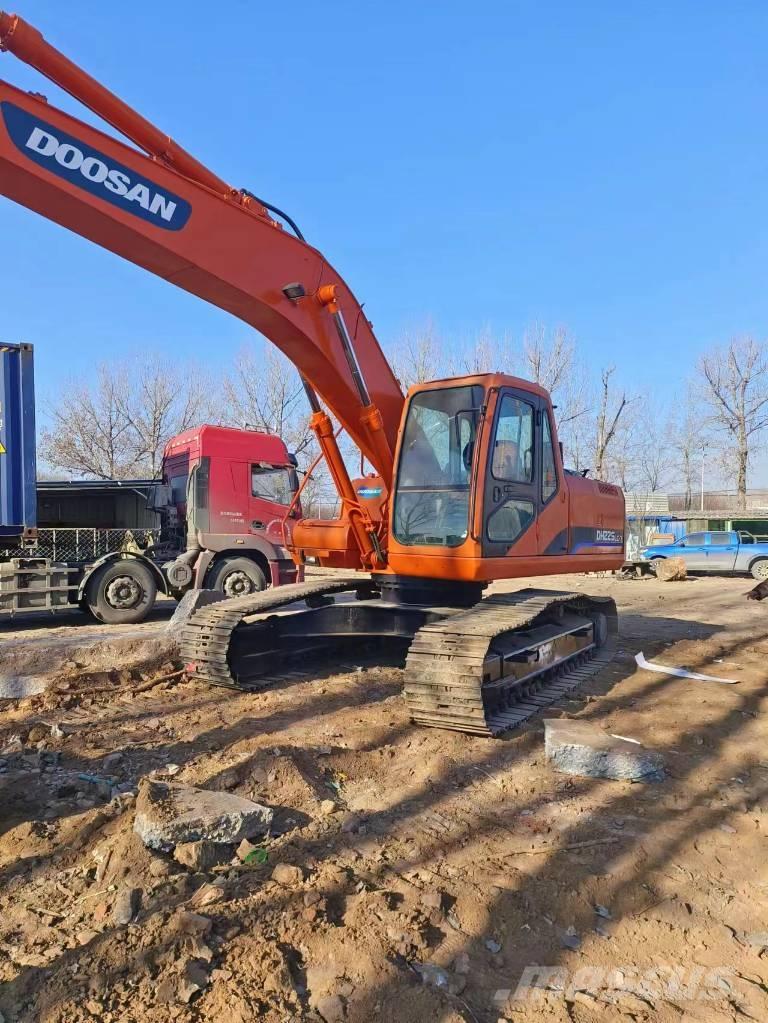 Doosan DH225LC-7 Εκσκαφείς με ερπύστριες