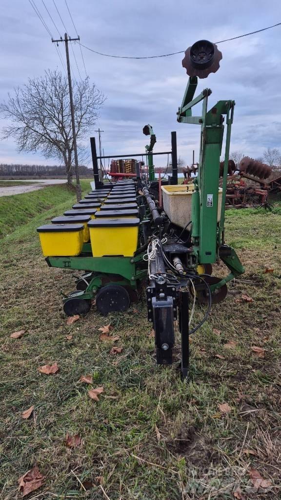John Deere 1760 Φυτευτικές μηχανές