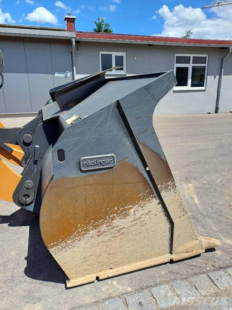 CASE 821 G Φορτωτές με λάστιχα (Τροχοφόροι)