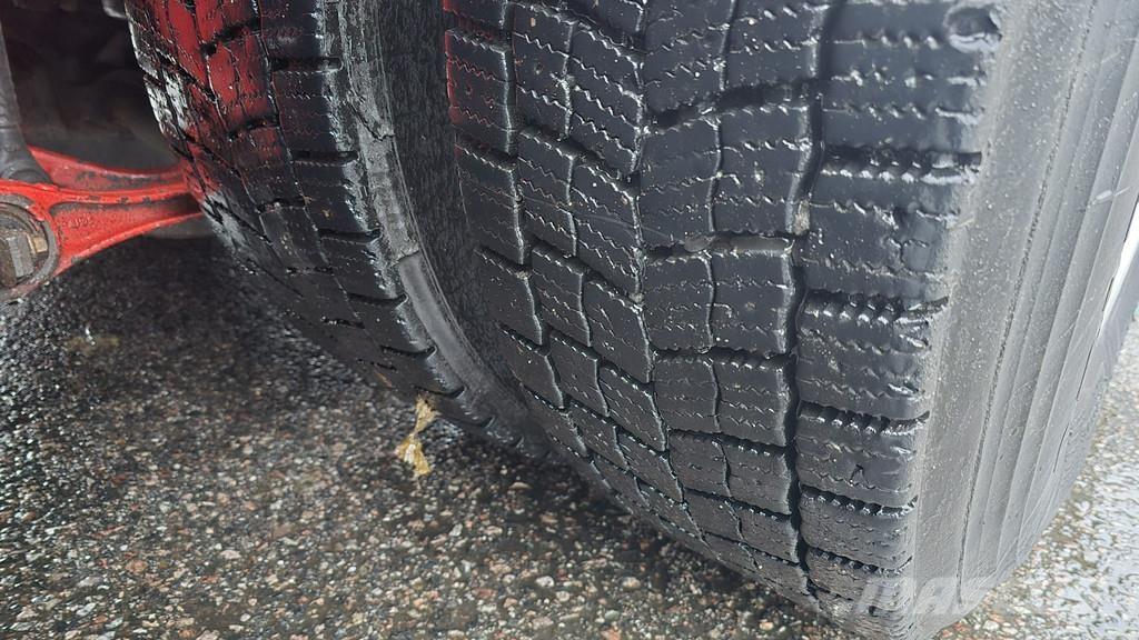 Volvo FH Φορτηγά με Γερανό