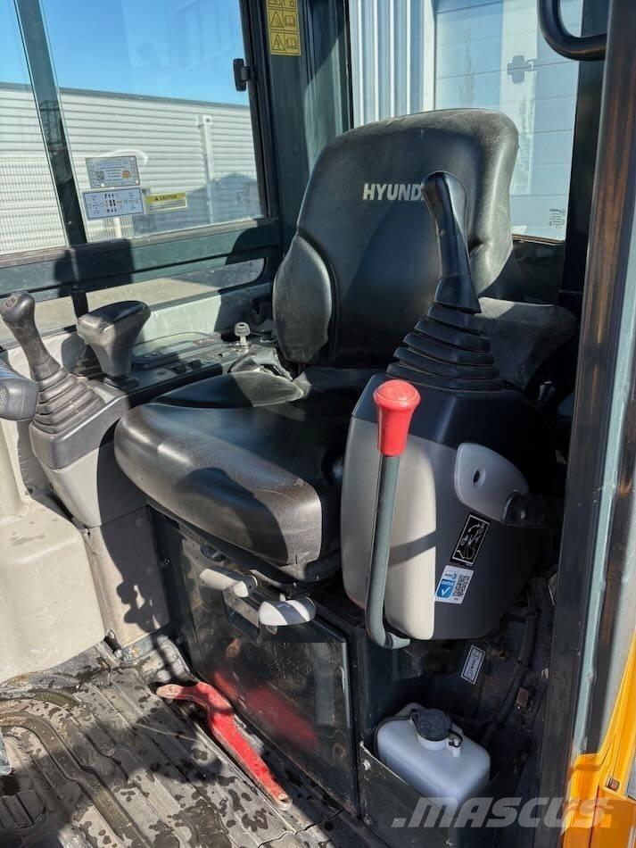 Hyundai R25Z-9 AK Εκσκαφάκι (διαβολάκι) < 7t