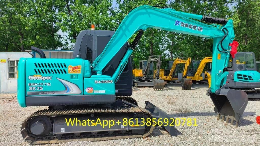 Komatsu SK75 Εκσκαφάκι (διαβολάκι) < 7t