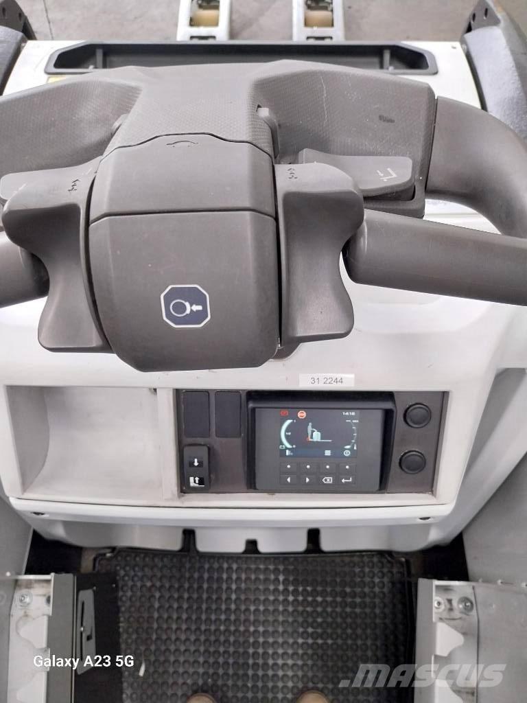 UniCarriers PLR200 Χειροκίνητο περονοφόρο ανυψωτικό με πλατφόρμα