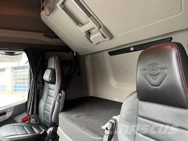 Scania S 590 Τράκτορες