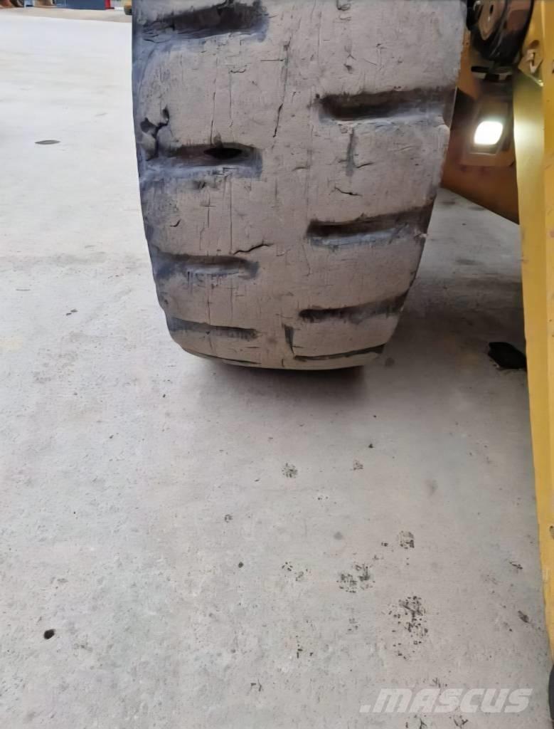 CAT 988K Φορτωτές με λάστιχα (Τροχοφόροι)