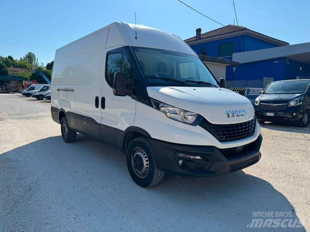 Iveco Daily 35s14 Κλούβες με συρόμενες πόρτες