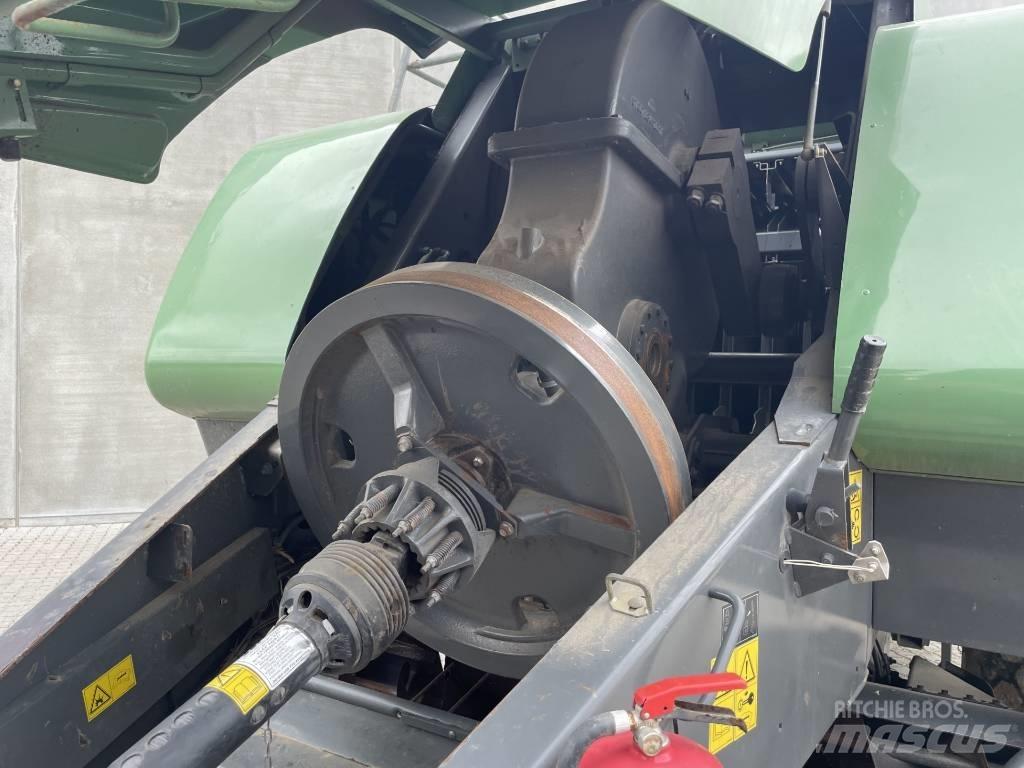 Fendt 12130 N Πρέσες τετράγωνων δεμάτων
