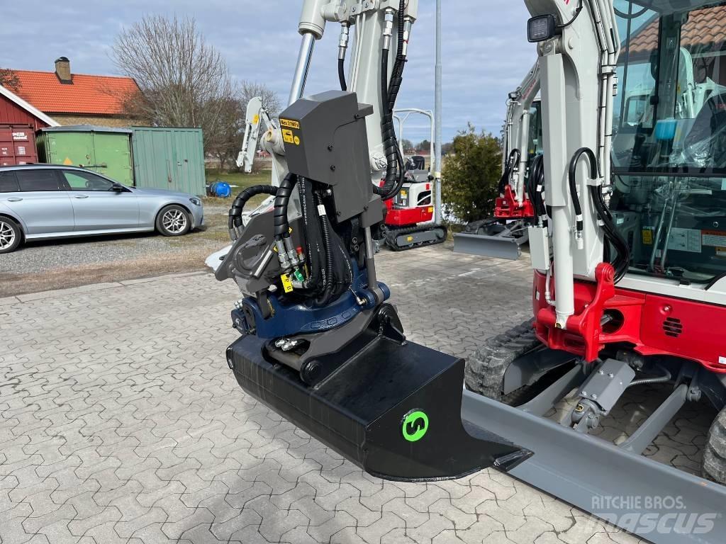 Takeuchi TB325R Εκσκαφάκι (διαβολάκι) < 7t