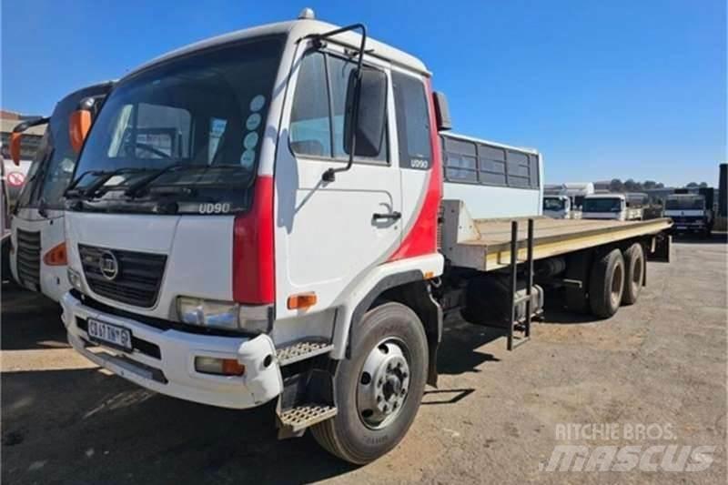 Nissan UD Άλλα Φορτηγά