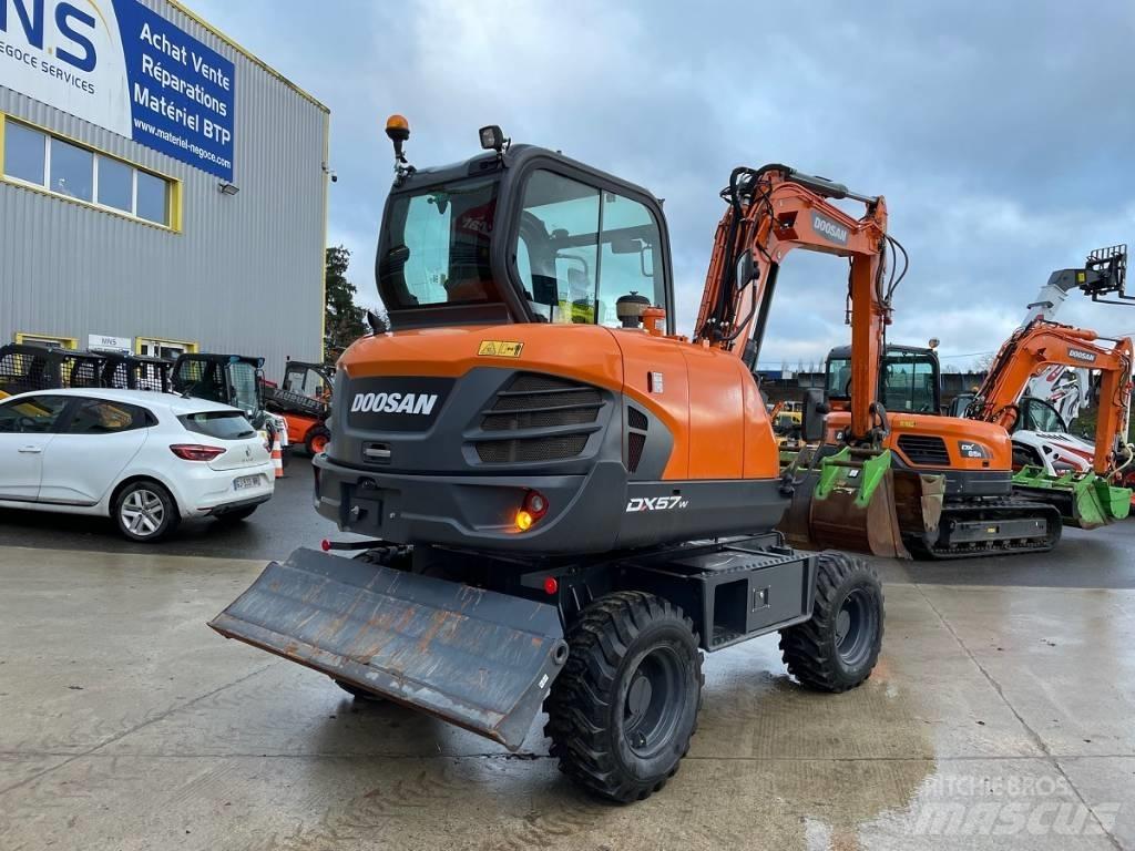 Doosan DX 57 W-5 Εκσκαφείς με τροχούς - λάστιχα