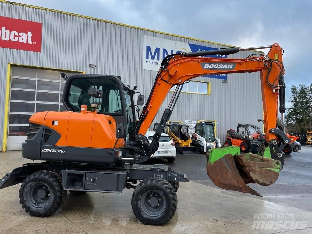 Doosan DX 57 W-5 Εκσκαφείς με τροχούς - λάστιχα